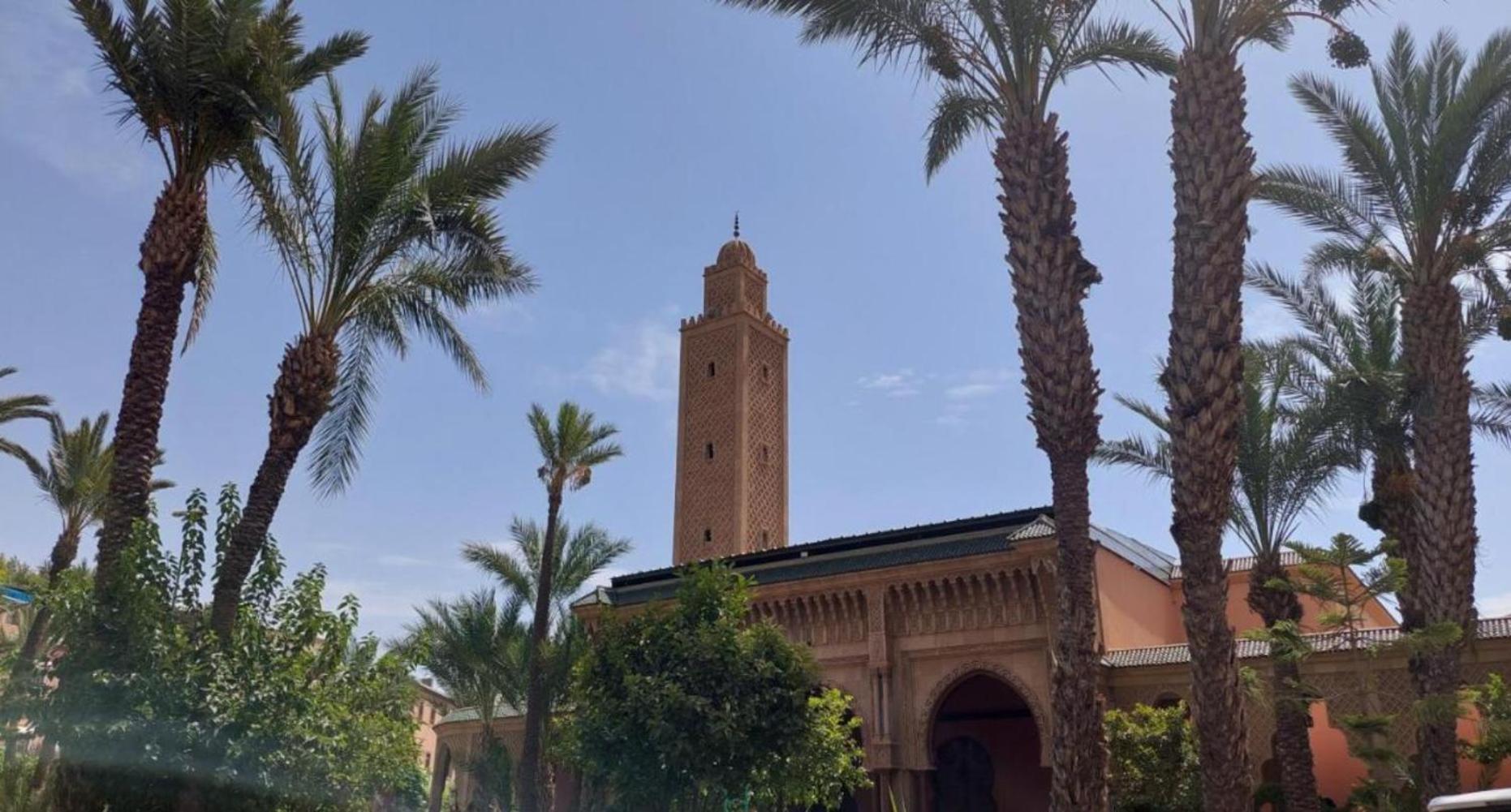 Riad Nezha Avec Jacuzzi Et 3 Piscines Au Coeur De Марракеш Экстерьер фото