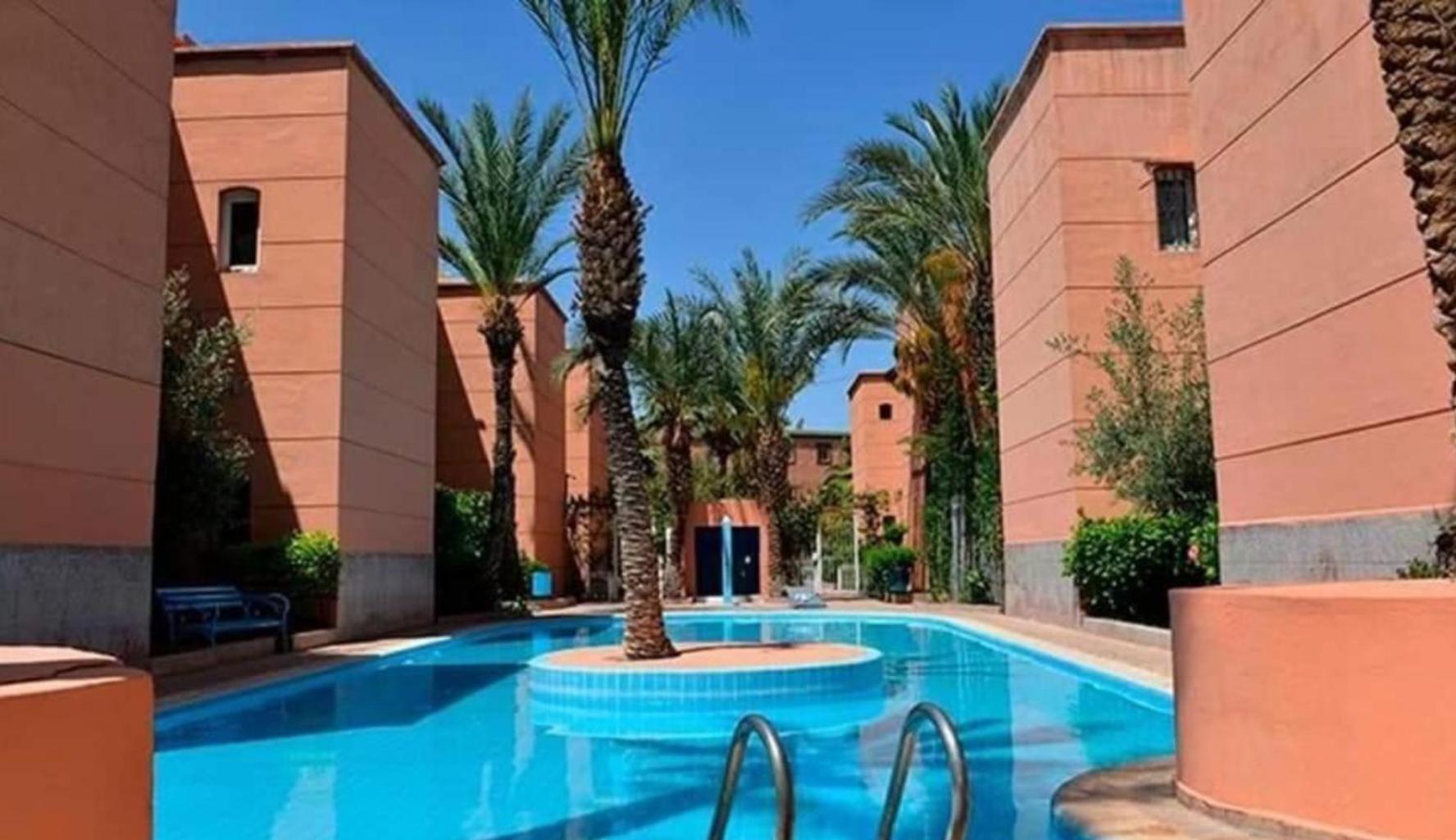 Riad Nezha Avec Jacuzzi Et 3 Piscines Au Coeur De Марракеш Экстерьер фото