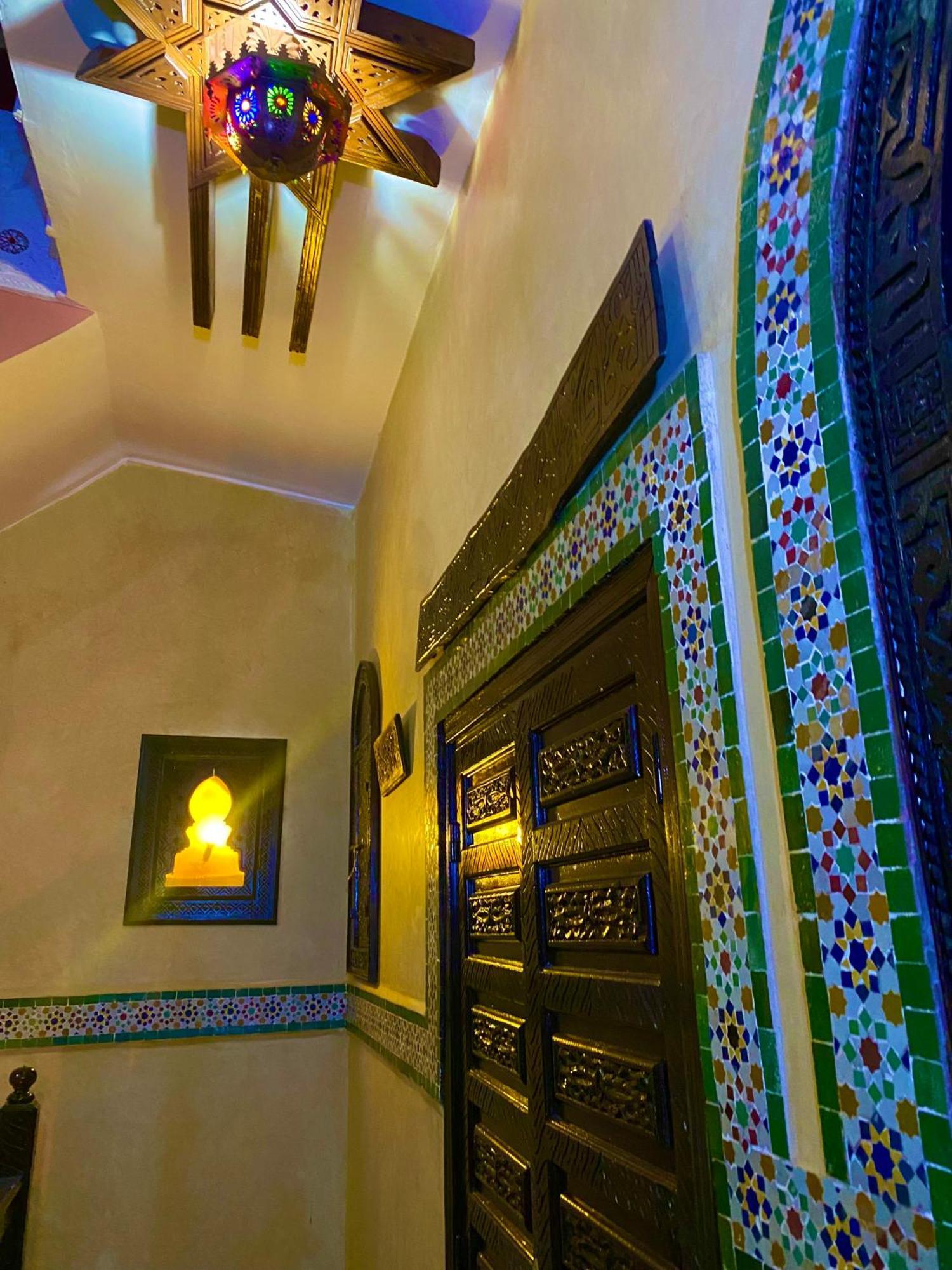 Riad Nezha Avec Jacuzzi Et 3 Piscines Au Coeur De Марракеш Экстерьер фото