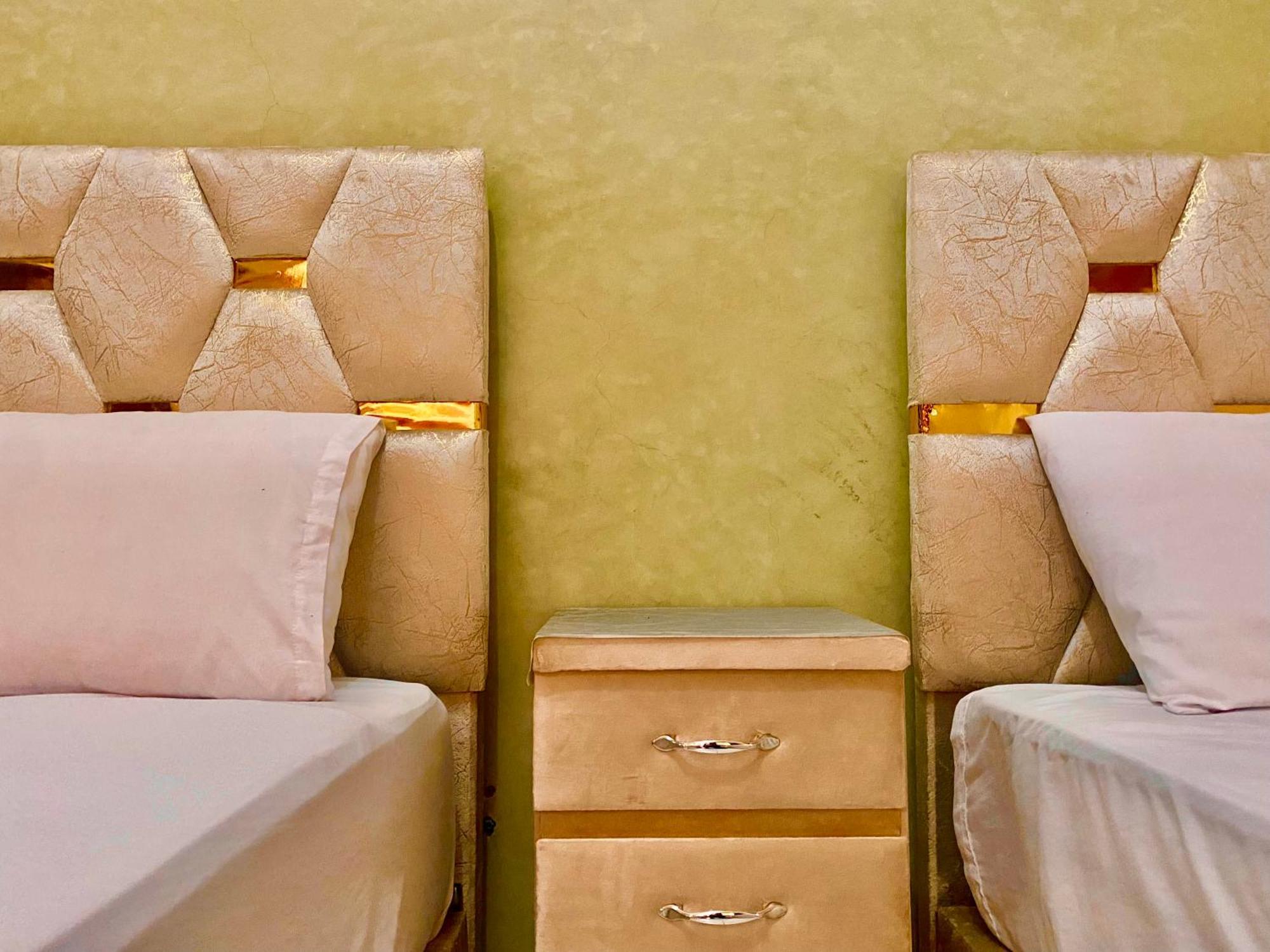 Riad Nezha Avec Jacuzzi Et 3 Piscines Au Coeur De Марракеш Экстерьер фото