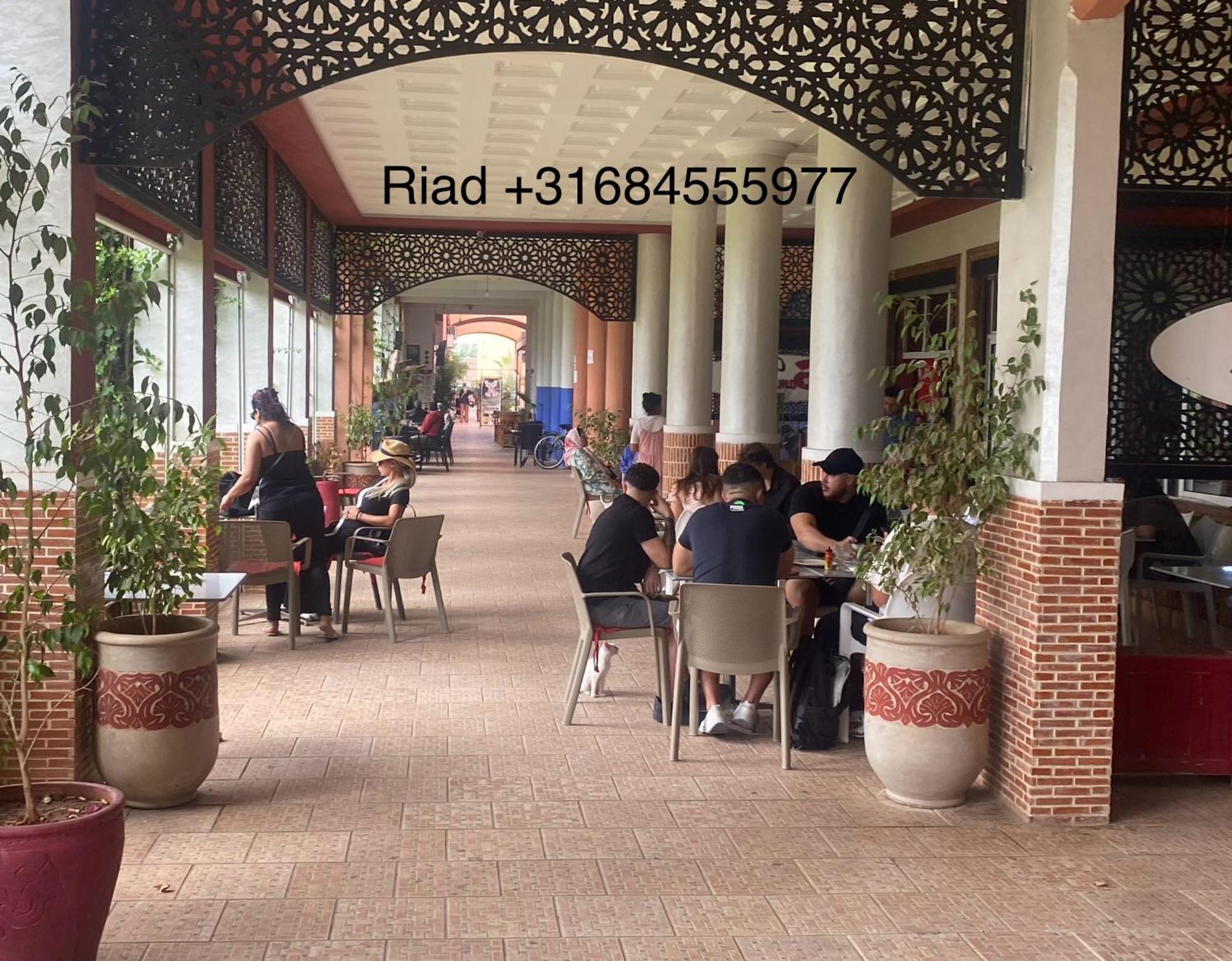 Riad Nezha Avec Jacuzzi Et 3 Piscines Au Coeur De Марракеш Экстерьер фото