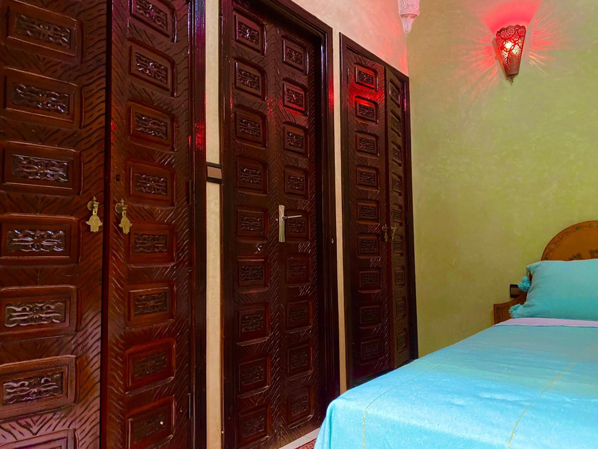 Riad Nezha Avec Jacuzzi Et 3 Piscines Au Coeur De Марракеш Экстерьер фото