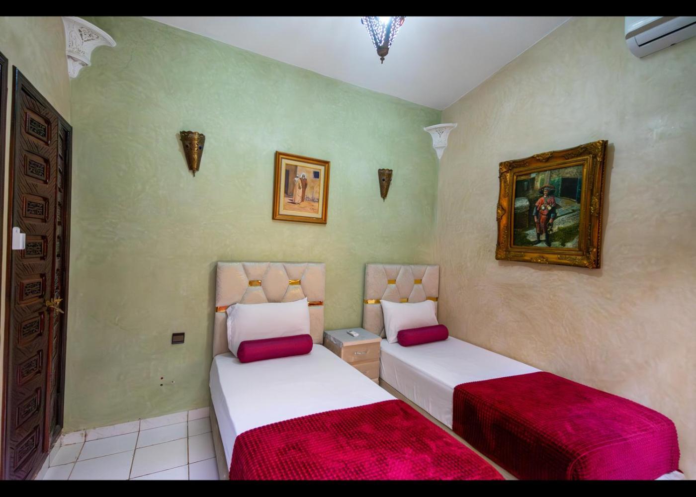 Riad Nezha Avec Jacuzzi Et 3 Piscines Au Coeur De Марракеш Экстерьер фото